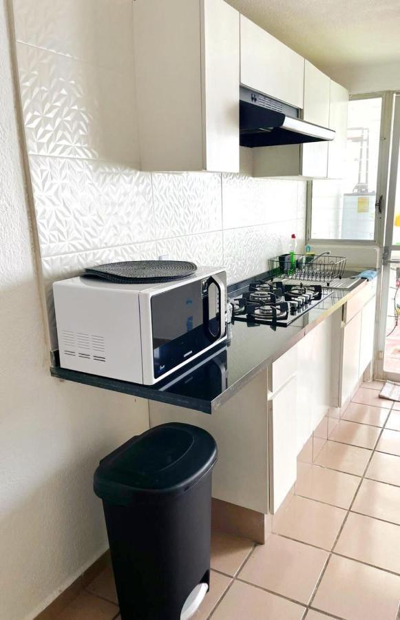 Casa De 2 Recs En Condominio Tranquilo Con Piscina Ferienhaus Cancún