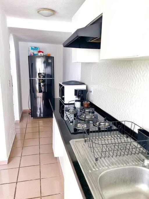 Casa De 2 Recs En Condominio Tranquilo Con Piscina Ferienhaus