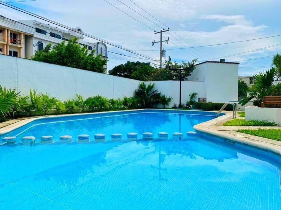 Casa De 2 Recs En Condominio Tranquilo Con Piscina * Cancún